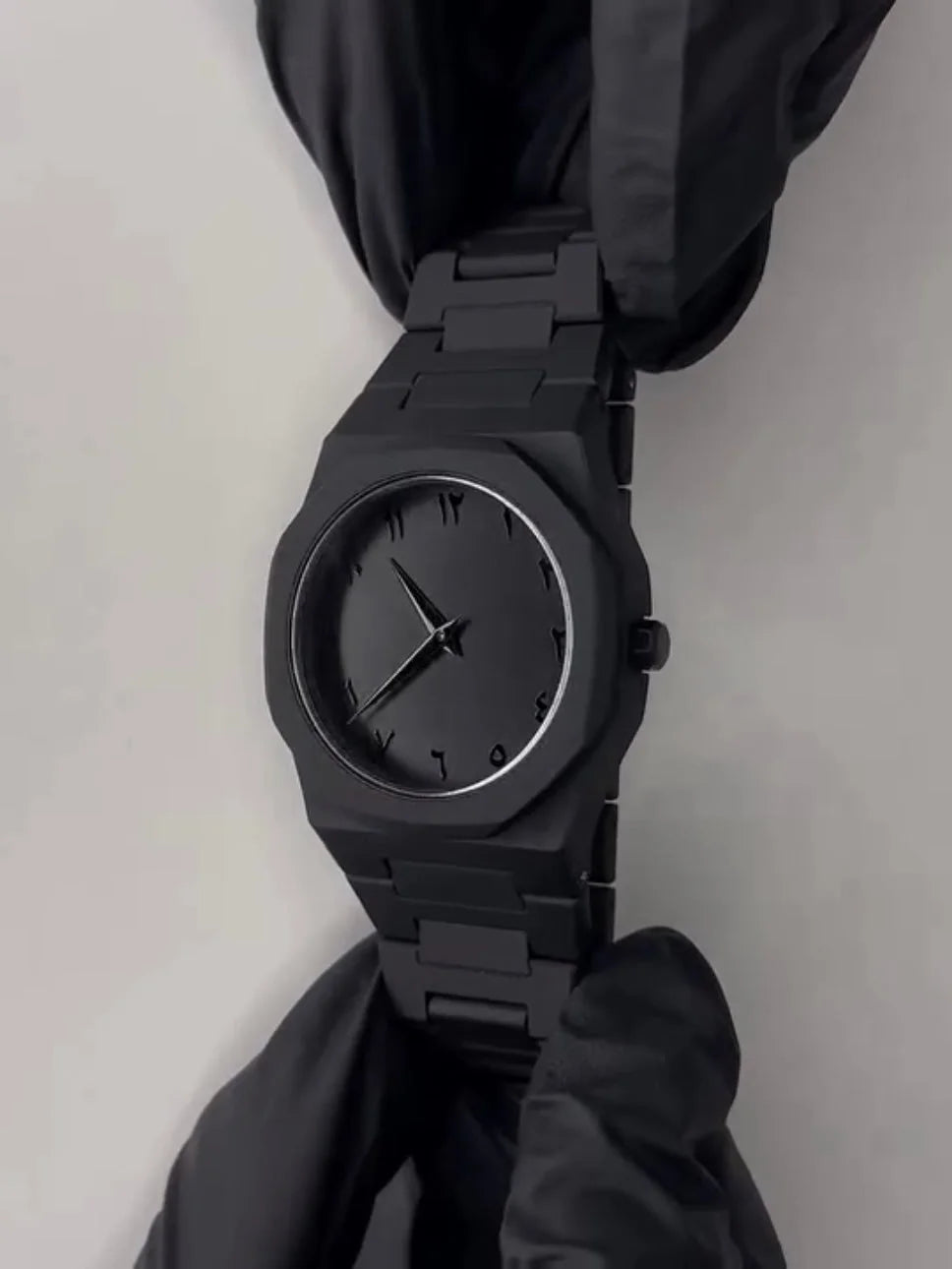 Black Arabic Aura Watch